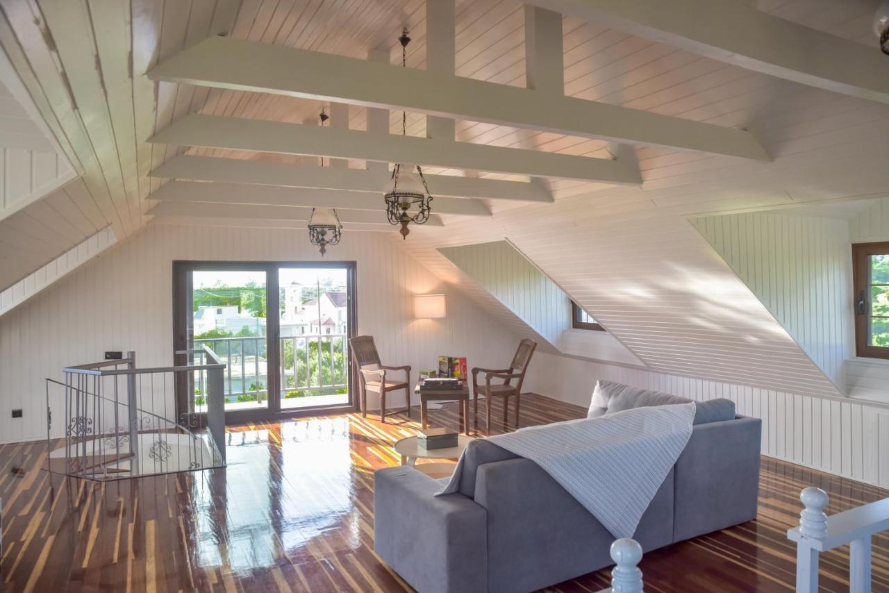 Alexandre Maison Beachfront Gialova Vacation Home Екстериор снимка